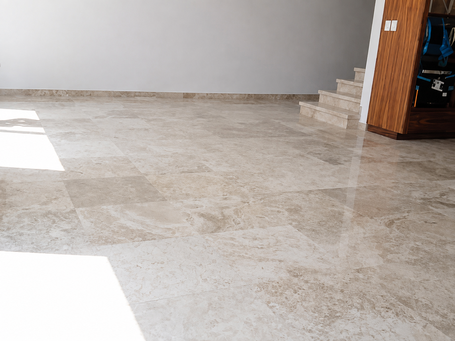Piso de travertino Fiorito